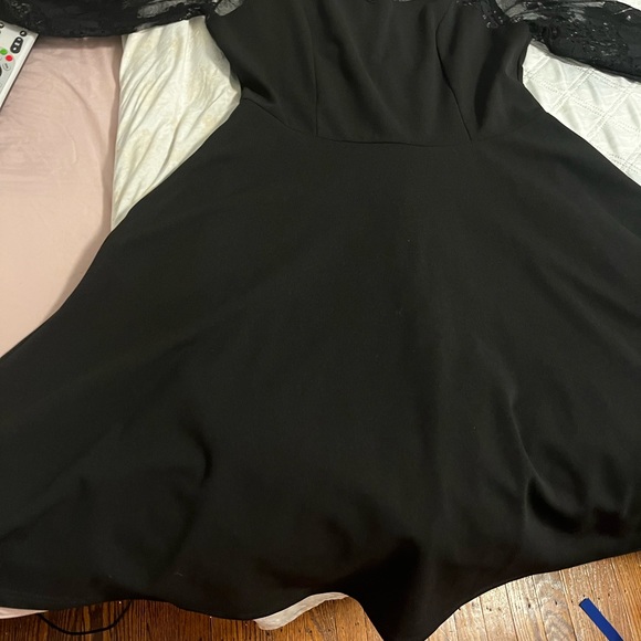 This beautiful classy part dress blk - Picture 4 of 4